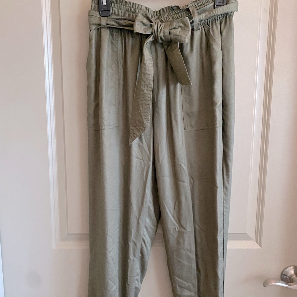 BOUTIQUE Business Casual Joggers WITH TIE BELT